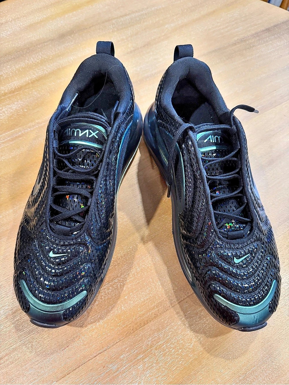 Nike Air Max 720 "Northern Lights Night" (Black/Metallic Silver) size 10